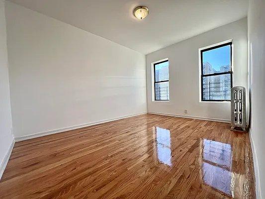 property at 853 Walton Ave