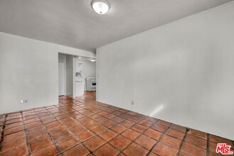 115 Chautauqua Blvd in Santa Monica, CA - Building Photo - Building Photo