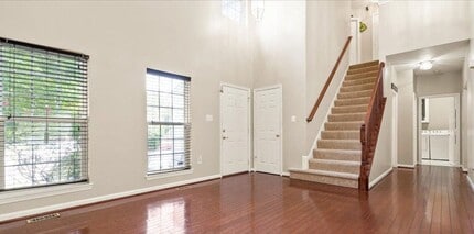 9750 Granary Pl in Linton Hall, VA - Building Photo - Building Photo