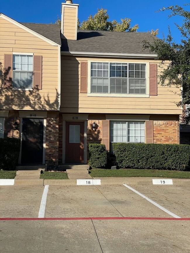 property at 2400 Jupiter Rd