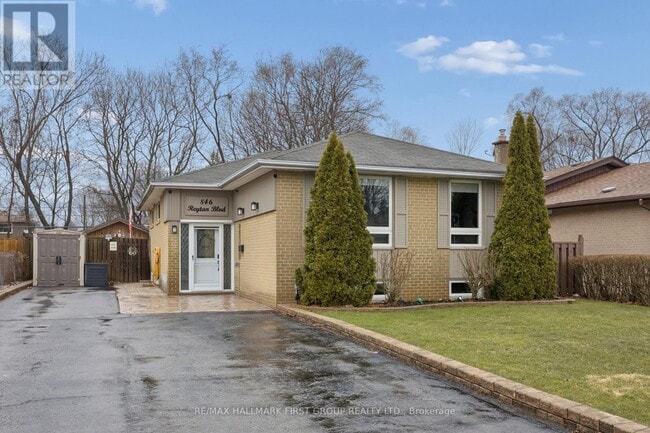 property at 846 Reytan Blvd