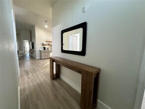 17410 Woodcrest Way in Clermont, FL - Building Photo - Building Photo
