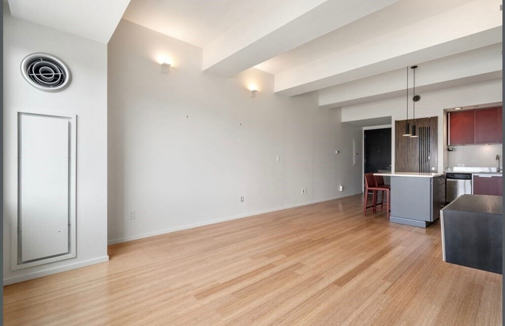 151 Dorchester St in Boston, MA - Building Photo