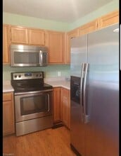 4602 Prestbury Dr in Greensboro, NC - Building Photo - Building Photo