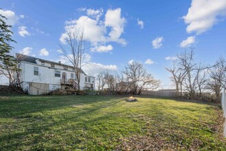 4030 Johnson Ave NW in Cedar Rapids, IA - Building Photo - Building Photo