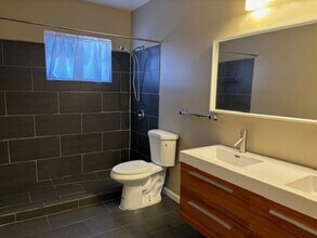 1519 W OSBORN Rd in Phoenix, AZ - Building Photo - Building Photo