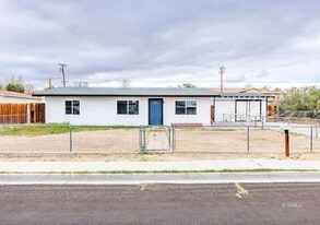 341 S Gordon St in Ridgecrest, CA - Building Photo