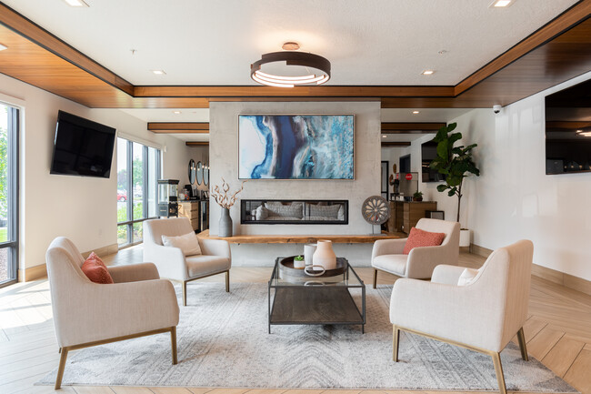 The Flats at Riverwoods in Provo, UT - Foto de edificio - Interior Photo