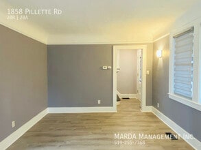 1858 Pillette Rd in Windsor, ON - Building Photo - Building Photo