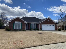 5010 Emerald Isle Ct in Columbus, GA - Building Photo