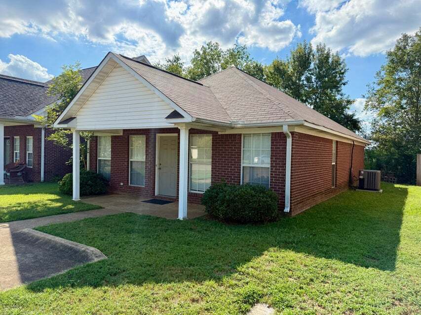 1505 Gun Club Rd in Tupelo, MS - Building Photo