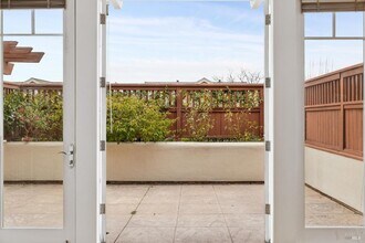 78 Ned's Way in Tiburon, CA - Building Photo - Building Photo