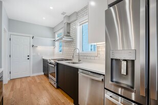27 Linden St, Unit 1 in Boston, MA - Building Photo