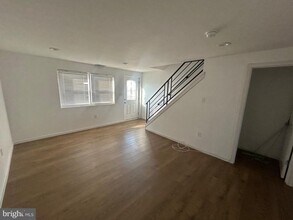 4655 Benson St in Philadelphia, PA - Building Photo - Building Photo