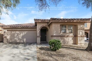 9537 W Monte Vista Rd, Unit 4932-103 in Phoenix, AZ - Building Photo