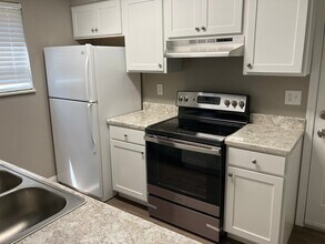 46 Campbell Dr, Unit 7 in Parkersburg, WV - Building Photo - Building Photo