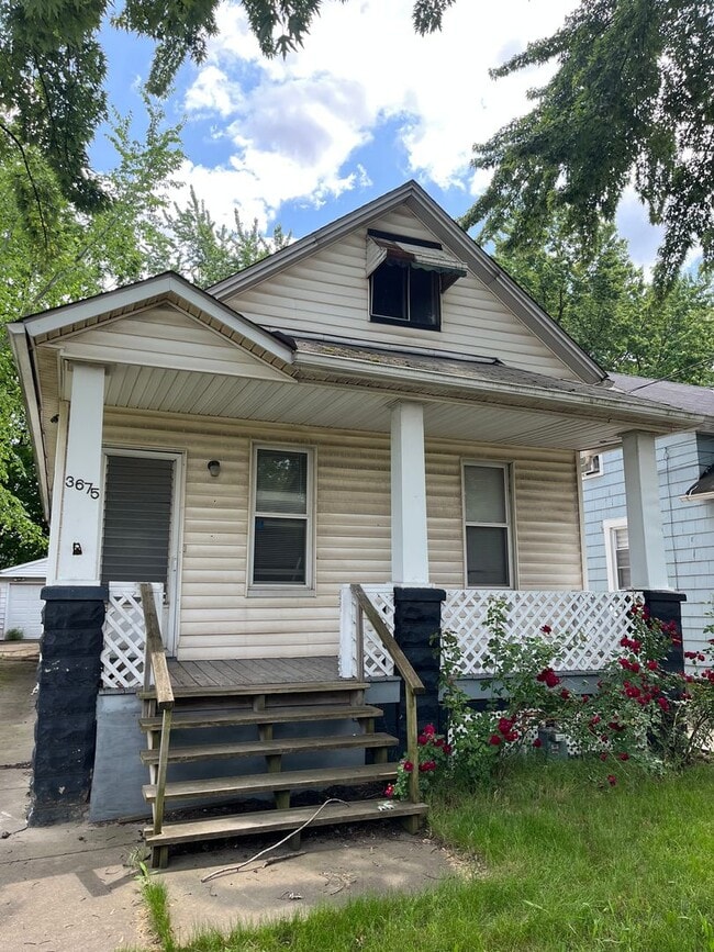 3675 E 50th St in Cleveland, OH - Building Photo - Building Photo