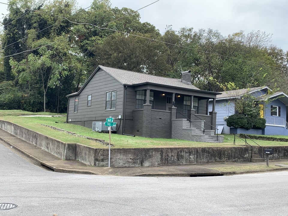 1936 Ivy St in Chattanooga, TN - Foto de edificio