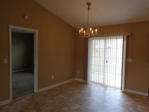 102 Parkgate Ct in Simpsonville, SC - Building Photo - Building Photo