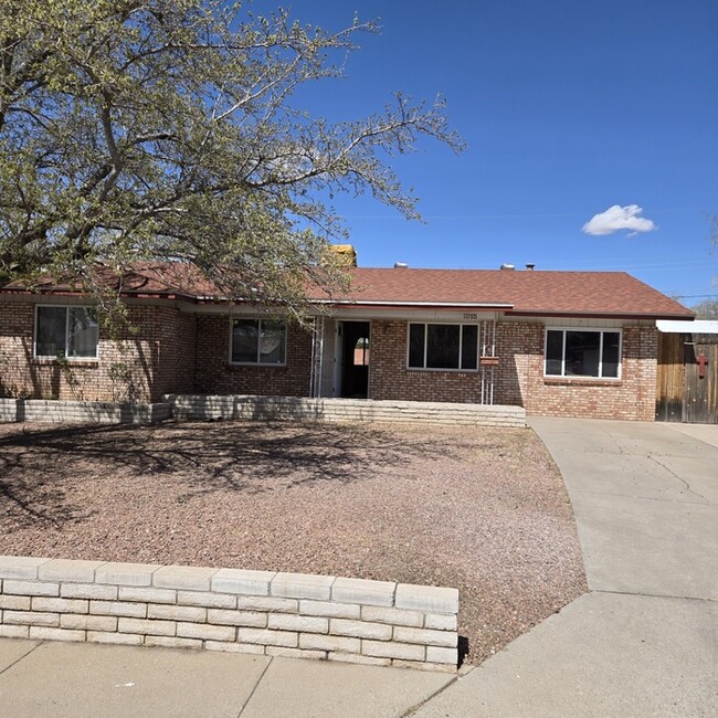 11105 Fairbanks Rd NE in Albuquerque, NM - Building Photo - Building Photo