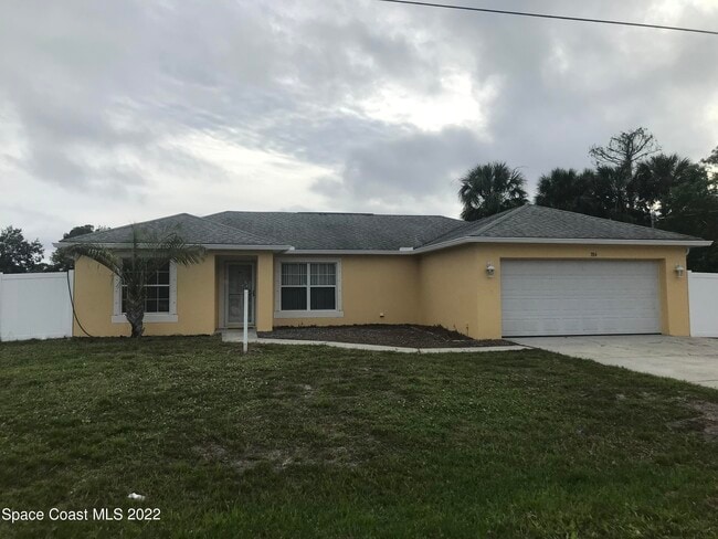 384 Ontario St NW in Palm Bay, FL - Building Photo - Building Photo