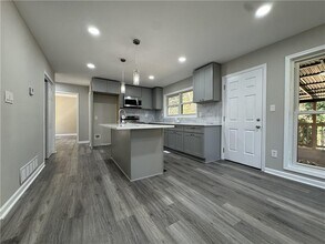 3489 Creighton Rd SW in Atlanta, GA - Building Photo - Building Photo