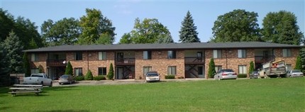 Brandon Hills Manor in Ortonville, MI - Building Photo - Building Photo