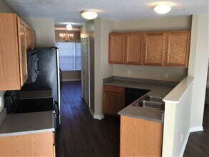 10024 Oriole Ct in Miamisburg, OH - Foto de edificio - Building Photo