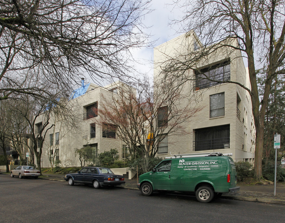 Hoyt Square in Portland, OR - Building Photo