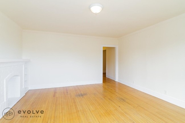 2330 N Spaulding Ave-Unit -2338-3B in Chicago, IL - Foto de edificio - Building Photo