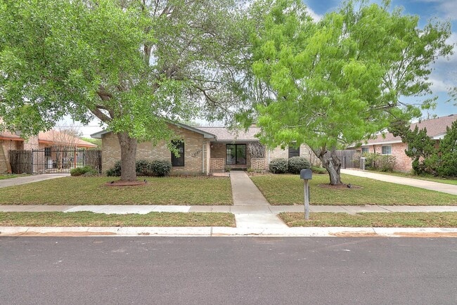 property at 3121 Seafoam Dr