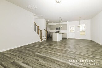 548 Glen Clova Dr in Raleigh, NC - Building Photo - Building Photo
