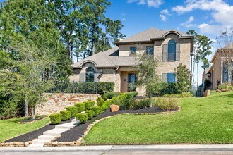 32 Evangeline Blvd in Conroe, TX - Building Photo - Building Photo