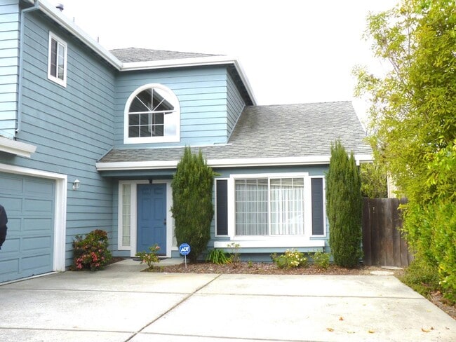 703 Bahama Ln in Foster City, CA - Building Photo - Building Photo