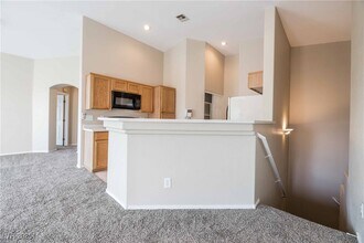 6590 Tumbleweed Ridge Ln in Henderson, NV - Building Photo - Building Photo