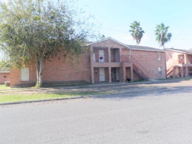 Hibiscus in McAllen, TX - Building Photo