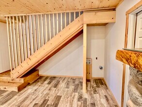 25890 Wayne Rd in Idyllwild, CA - Building Photo - Building Photo