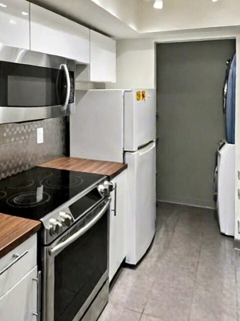 property at 7252 Foxridge Cir