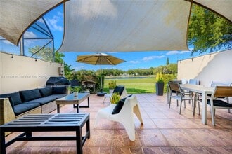 3322 Torremolinos Ave in Doral, FL - Building Photo - Building Photo