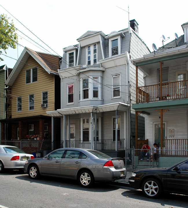 151 Garside St in Newark, NJ - Building Photo