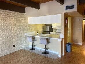 439 Ala Wai Blvd in South Lake Tahoe, CA - Building Photo - Building Photo