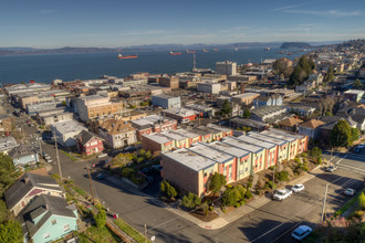 Illahee Apartments in Astoria, OR - Building Photo - Other