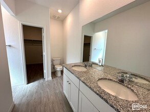 1228 Treehouse Ln in New Braunfels, TX - Building Photo - Building Photo