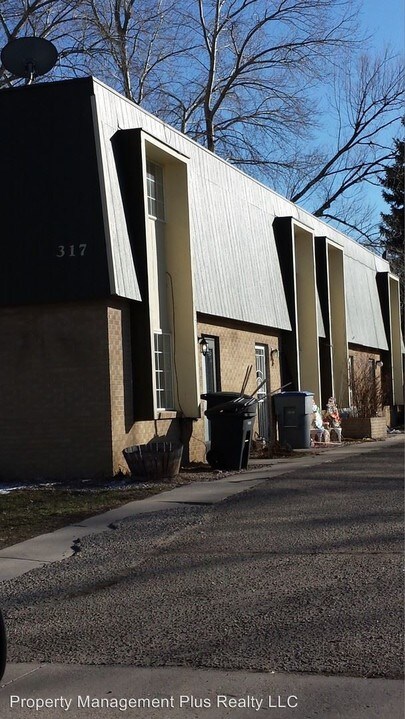 317 Emery Dr-Unit -#B in Longmont, CO - Foto de edificio