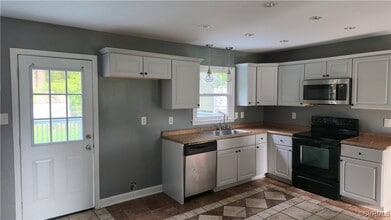 7337 Hilmar Dr in Richmond, VA - Building Photo - Building Photo