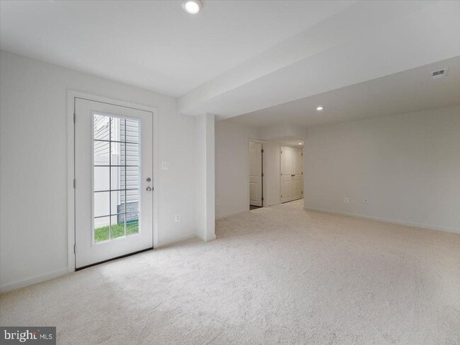 property at 266 Clifton Mnr
