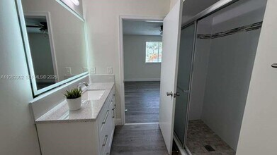 3786 San Simeon Cir in Weston, FL - Building Photo - Building Photo