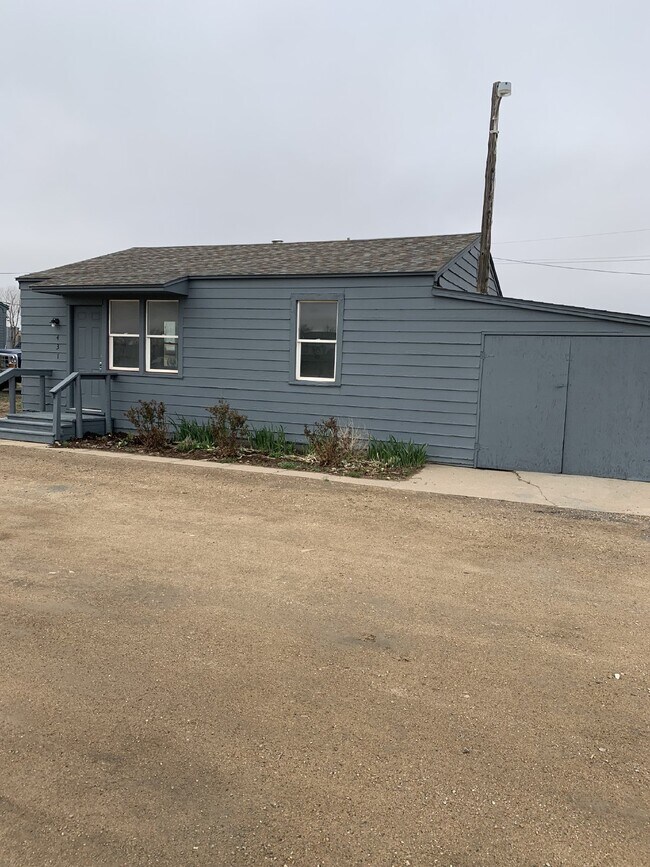 431 Colorado Blvd in Dacono, CO - Building Photo - Building Photo