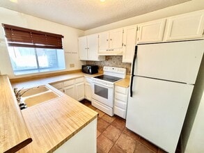 17315 E Rice Cir in Aurora, CO - Building Photo - Building Photo