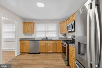 5421 Henderson Way in Camp Springs, MD - Foto de edificio - Building Photo